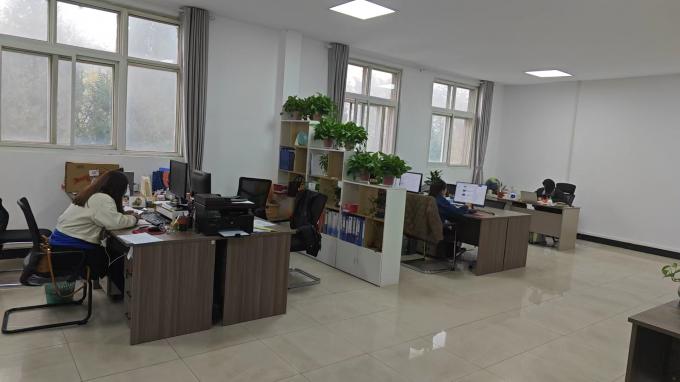 Συνδυασμένα πολυεθερικά πολυόλα για μονωτική οροφή αυτοκινήτων από αφρό PU 15